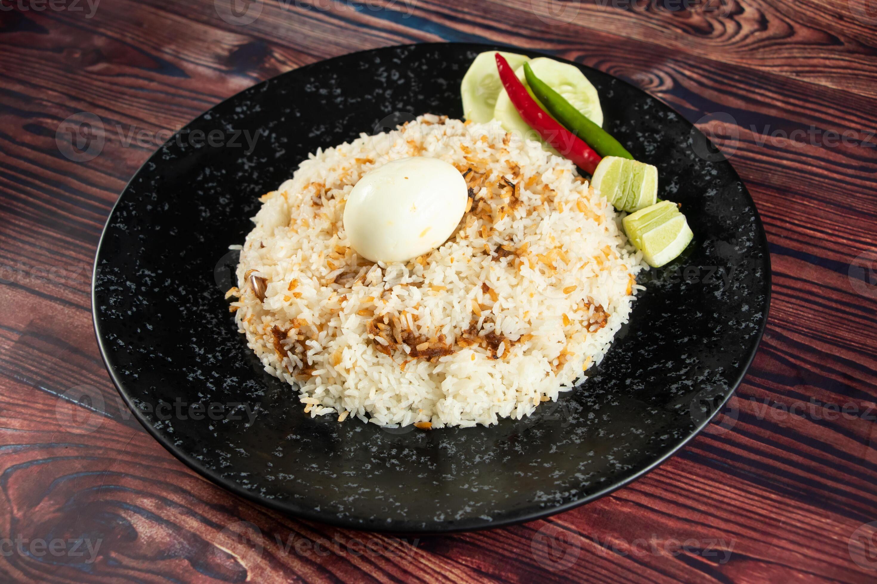 Egg Polaw